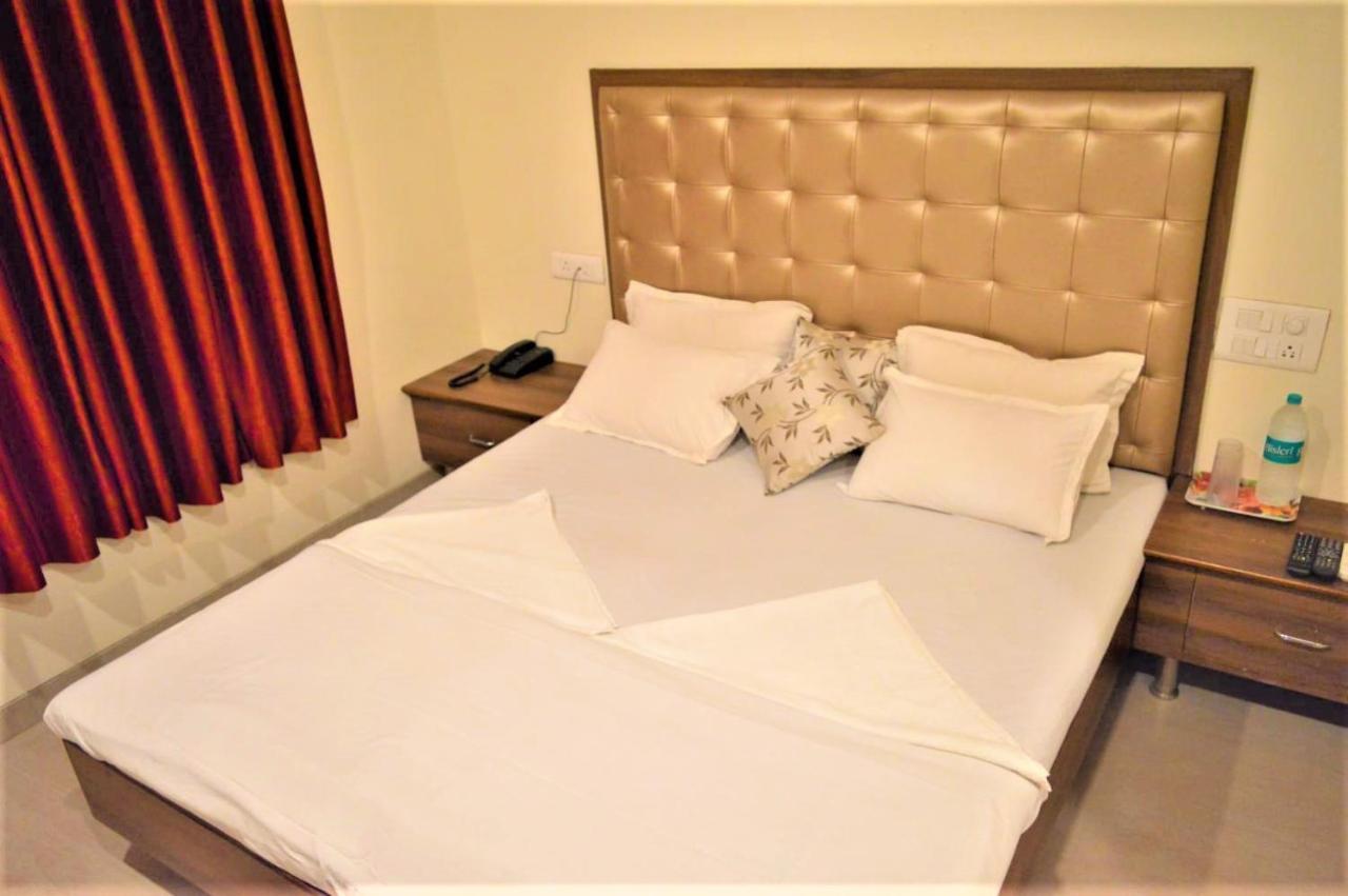 Hotel Visau,シルディ エクステリア 写真