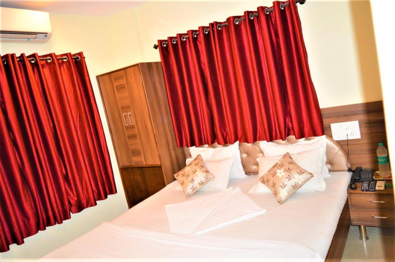 Hotel Visau,シルディ エクステリア 写真