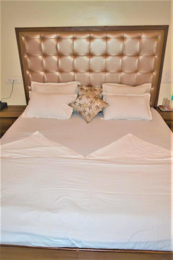 Hotel Visau,シルディ エクステリア 写真